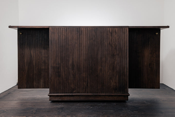 Queens Bar Cabinet With Flip Top